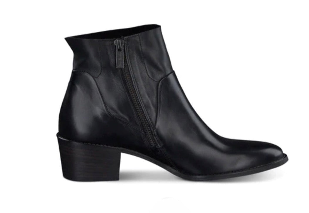 PAUL GREEN SUZETTE BLACK LEATHER BOOT